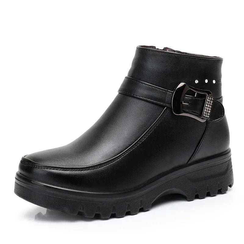 Bota Feminina de Couro Finds